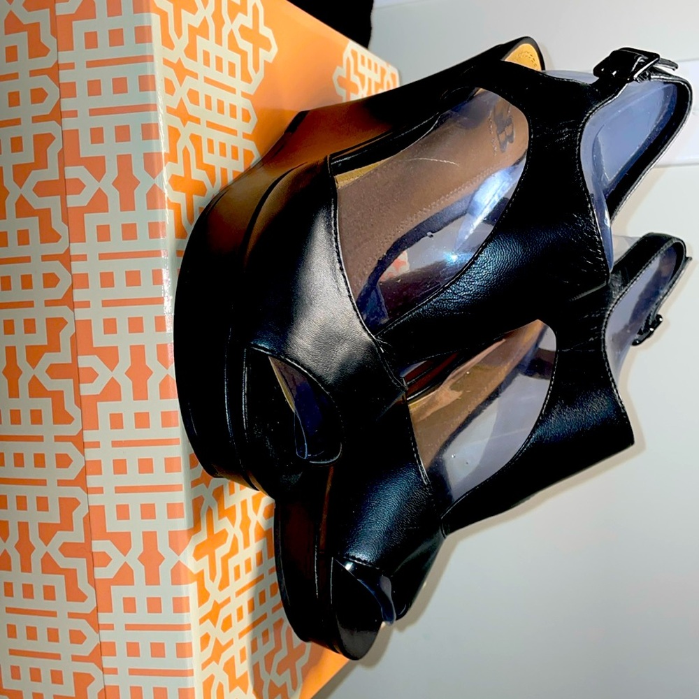 Brand new wedge sandals size 8